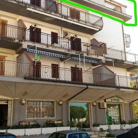 3 Terraces *